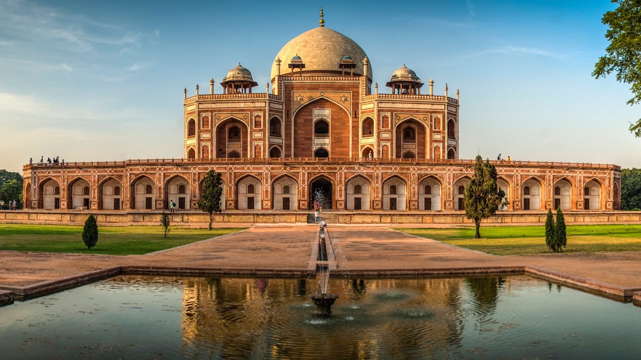 Taxi in Delhi