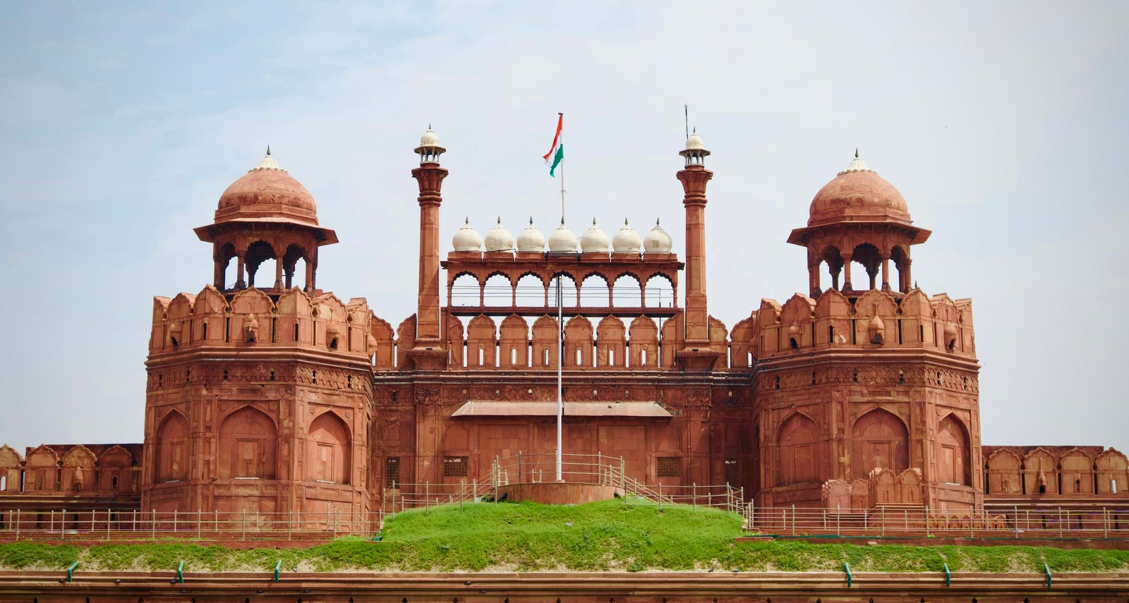 Red Fort (Lal Qila) - Sightseeing Spot in Delhi