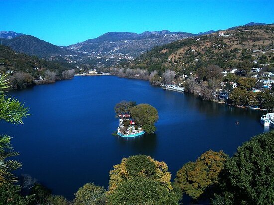 Bhimtal Lake & Island Aquarium - Sightseeing Spot in Bhimtal